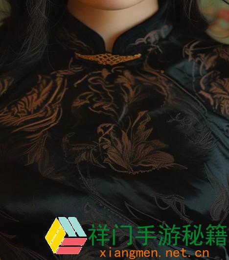 黑色双开真丝旗袍的涵义与穿戴技巧：高雅与尊贵的标志
